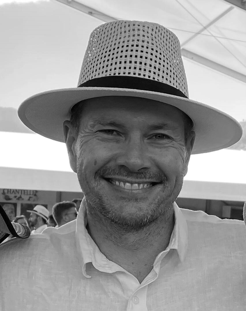 PETER LINDSTROM