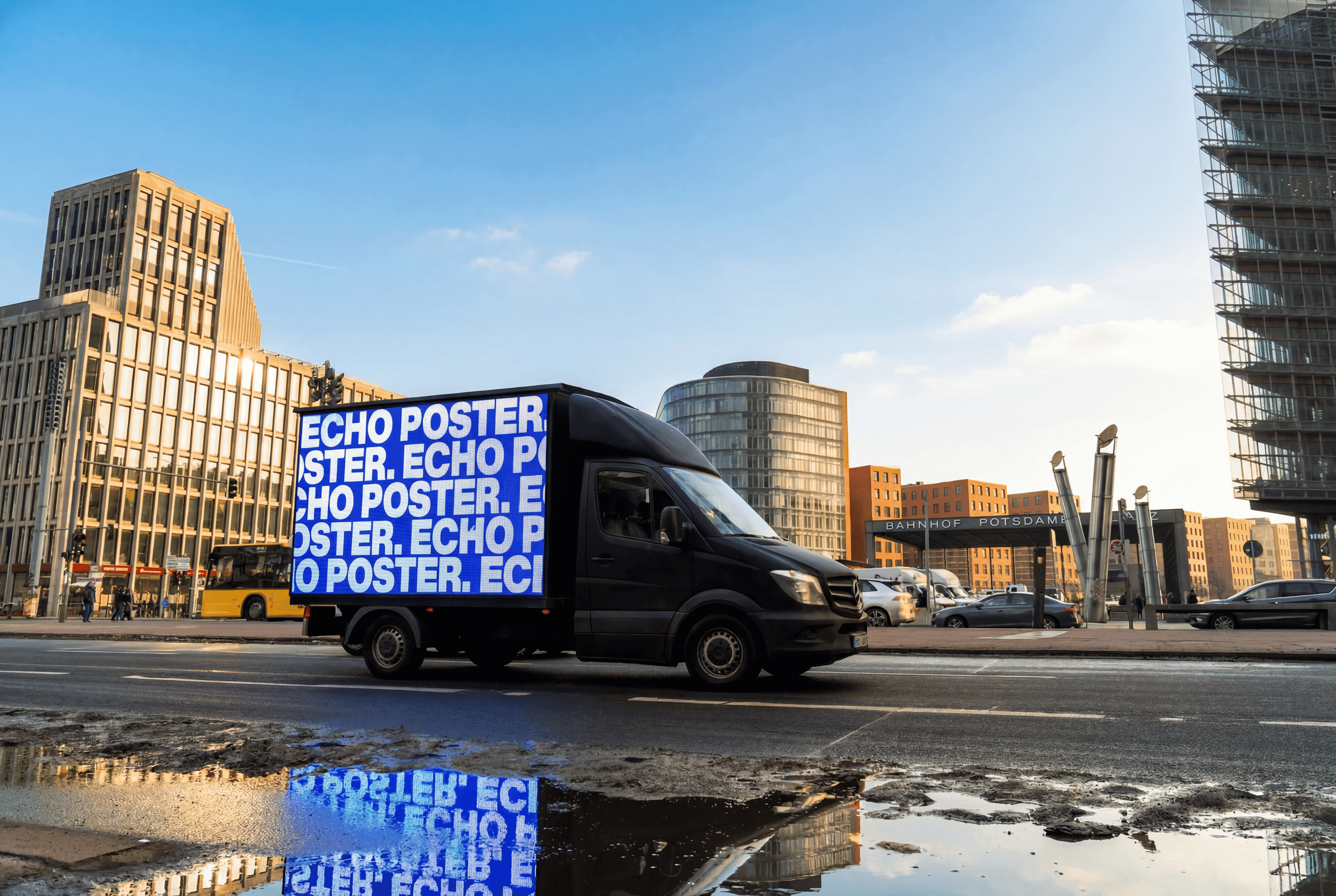 Echo Poster mobile DOOH network