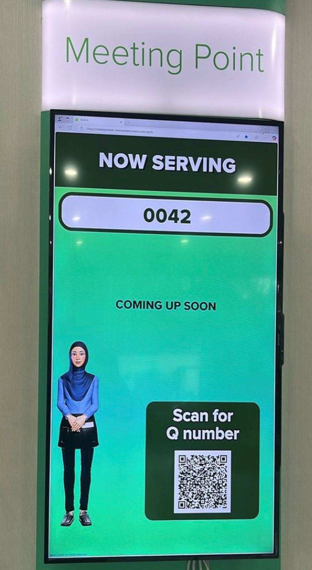 Maxis queue display at the Meeting Point